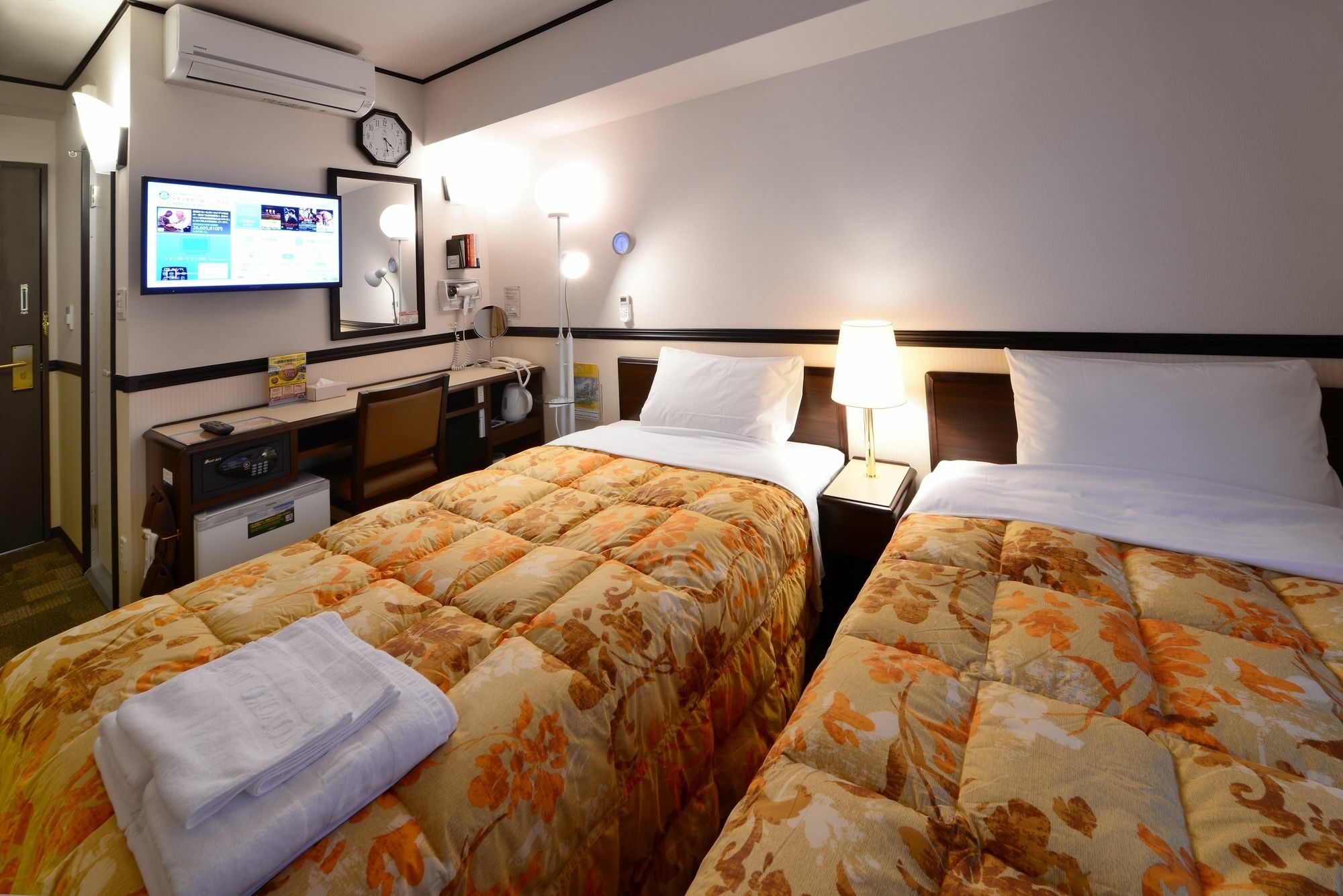 Toyoko Inn Kyoto Gojo Omiya Экстерьер фото